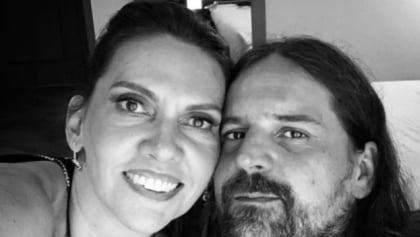 SEPULTURA Guitarist ANDREAS KISSER Is Mourning Death Of His Wife