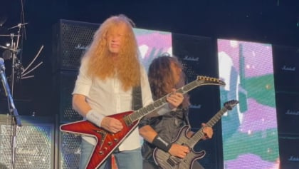 Watch Front-Row Video Of MEGADETH's Entire Irvine Concert During Summer/Fall 2022 Tour