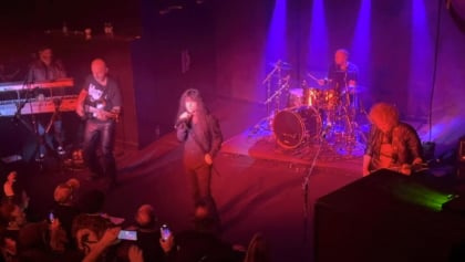 Watch: ANTHRAX Singer JOEY BELLADONNA's JOURNEY Tribute Band Performs In Worcester