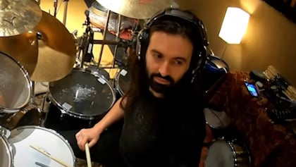 Watch: Former SLIPKNOT Drummer JAY WEINBERG Joins BOUNCING SOULS On Stage In Nashville